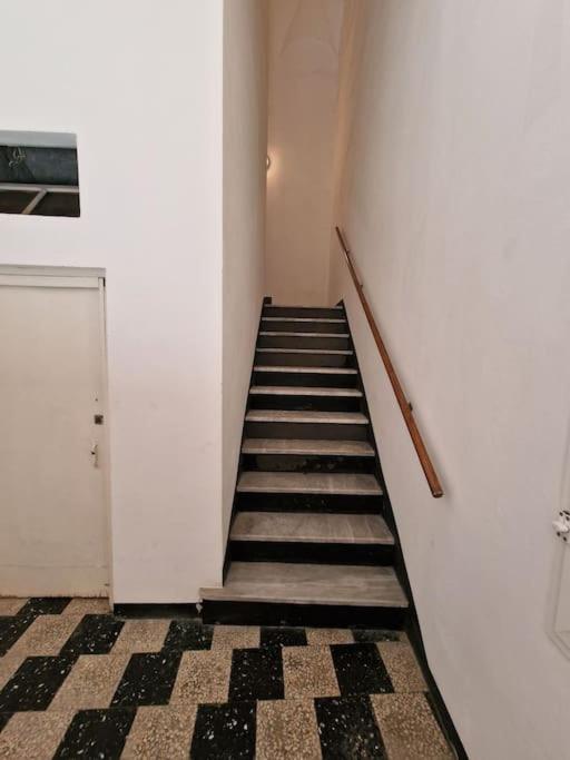 Silver Sands Finale Ligure - Traditional Apartment - 4 Beds & Terrace By The Beach Exterior photo